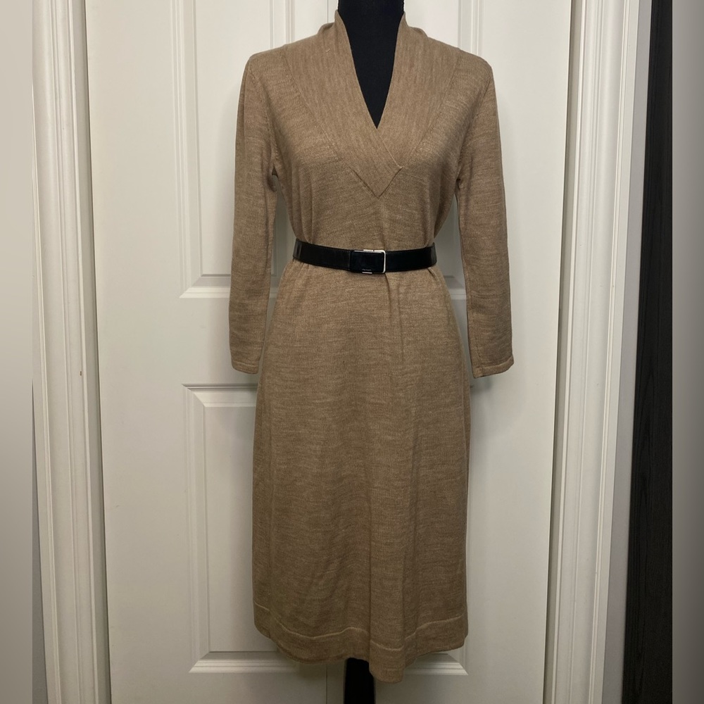 THE LIMITED beige/tan wool blend knit bodycon shawl V-neck size M
